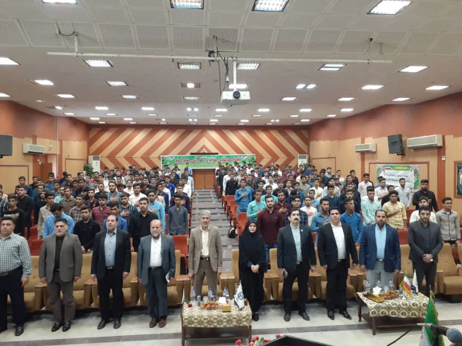 آیین استقبال از دانشجویان جدید الورود مرکز آموزش عالی امام رضا (ع) اندیمشک