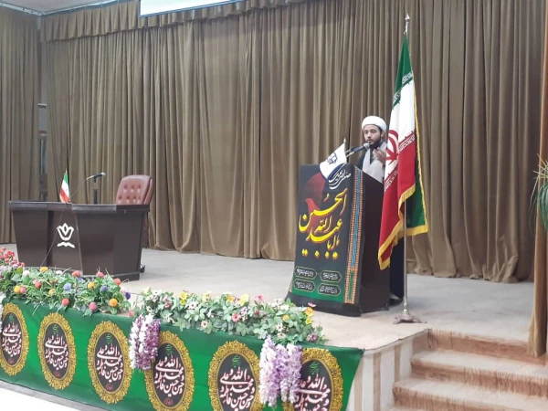 آیین استقبال از دانشجویان جدید الورود مرکز آموزش عالی امام رضا (ع) اندیمشک