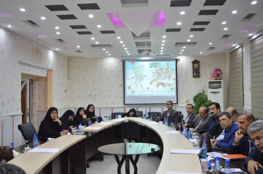 برگزاری جلسه شورای مدیریت ، ارزیابی وکیفیت ومنابع انسانی با حضور ریاست دانشگاه فرهنگیان در مدیریت امور پردیس های استان خوزستان