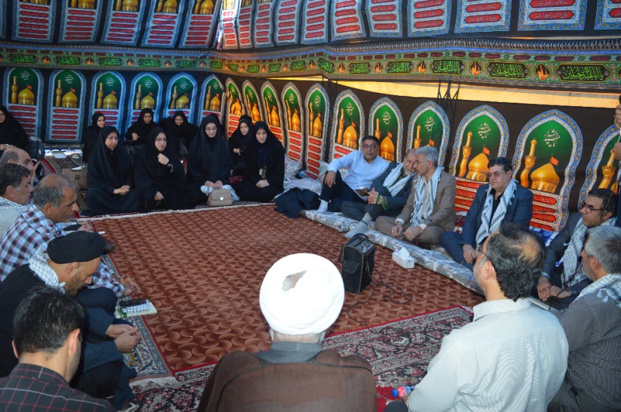 بازدید رییس دانشگاه فرهنگیان کشور و هیأت همراه از موکب اربعین حسینی دانشگاه فرهنگیان خوزستان مستقر در مرز چذابه