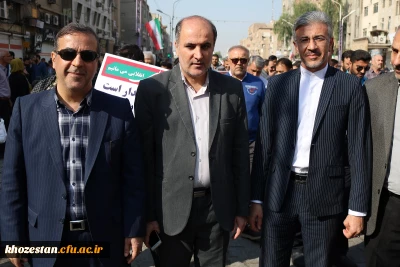 حضور سرپرست مدیریت امور پردیس های استان خوزستان در مراسم راهپیمایی حمایت از اقتدار و امنیت کشور