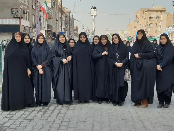 حضور سرپرست مدیریت امور پردیس های استان خوزستان در مراسم راهپیمایی حمایت از اقتدار و امنیت کشور