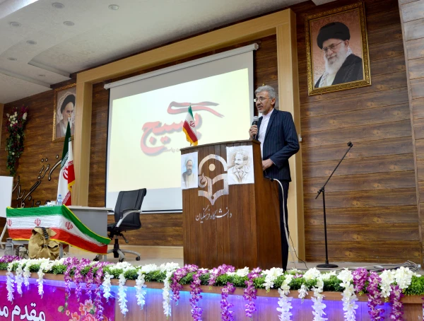 برگزاری همایش بسیج به مناسبت هفته بسیج در مدیریت امور پردیس های استان خوزستان