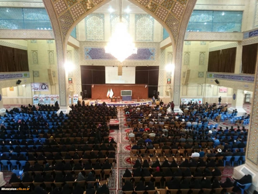 دیداردانشجو معلمان مرکز آموزش عالی خدیجه کبری (س) دزفول با حجه الاسلام و المسلمین قرائتی رئیس محترم اقامه نماز کشور