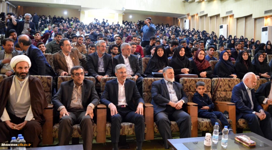 حضور ارزشمند حجه السلام و المسلمین حاج آقا قرائتی در مدیریت امور پردیس های استان شهید پرور خوزستان