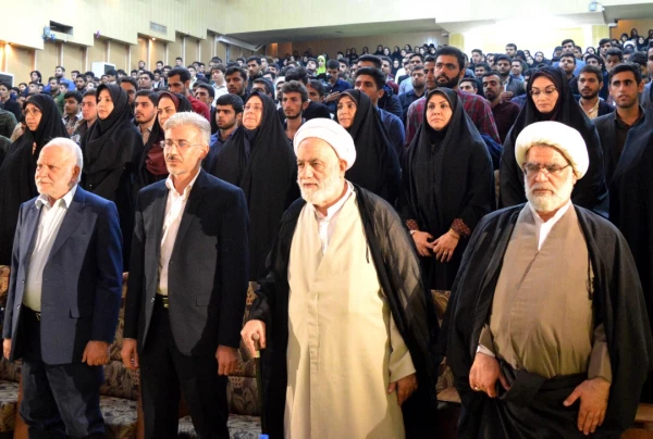 حضور ارزشمند حجه السلام و المسلمین حاج آقا قرائتی در مدیریت امور پردیس های استان شهید پرور خوزستان