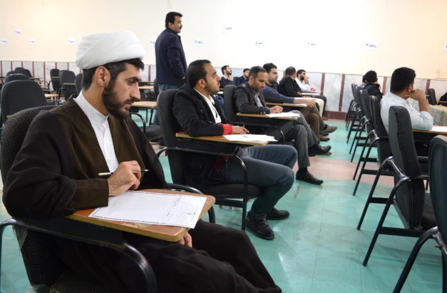 برگزاری آزمون جبرانی ارزشیابی صلاحیت های حرفه ای معلمی (اصلح) در مدیریت امور پردیس های استان خوزستان 