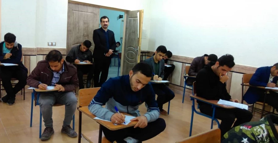 بازدید سرپرست امور پردیس های استان از برگزاری امتحانات پایان ترم مرکز امام رضا (ع) اندیمشک