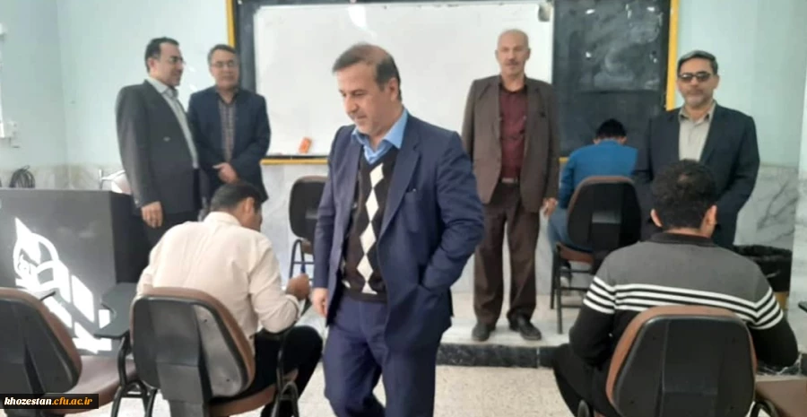 بازدید سرپرست پردیس رسول اکرم (ص) اهواز از روند برگزاری امتحانات