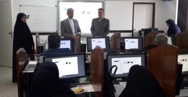 کارگاه نحوه اجرای دروس رسمی الکترونیکی اساتید دانشگاه فرهنگیان استان خوزستان 