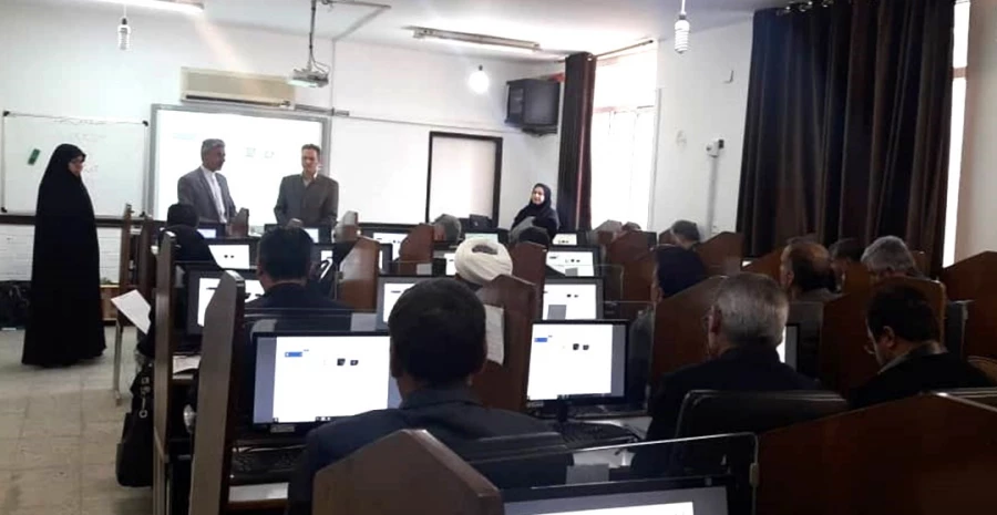 کارگاه نحوه اجرای دروس رسمی الکترونیکی اساتید دانشگاه فرهنگیان استان خوزستان 
