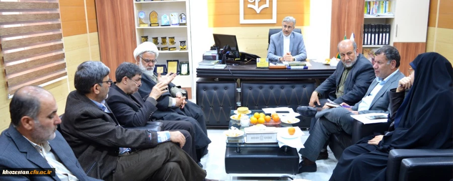 پنجمین جلسه ی شورای مدیریت ،نظارت و ارزیابی و توسعه منابع انسانی در مدیریت امور پردیس های استان خوزستان برگزار شد