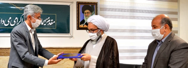 دیدار مدیر دانشگاه فرهنگیان استان خوزستان با نماینده مردم استان در مجلس خبرگان رهبری