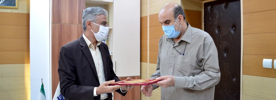 تجلیل و تقدیر از استاد هیأت علمی استان