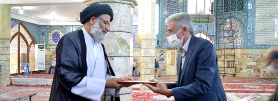 نشست صمیمی مسئولان دانشگاه فرهنگیان استان با نماینده ولی فقیه در استان خوزستان