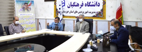 نشست صمیمی دبیران شورای صنفی دانشجویان با مدیر دانشگاه فرهنگیان استان خوزستان