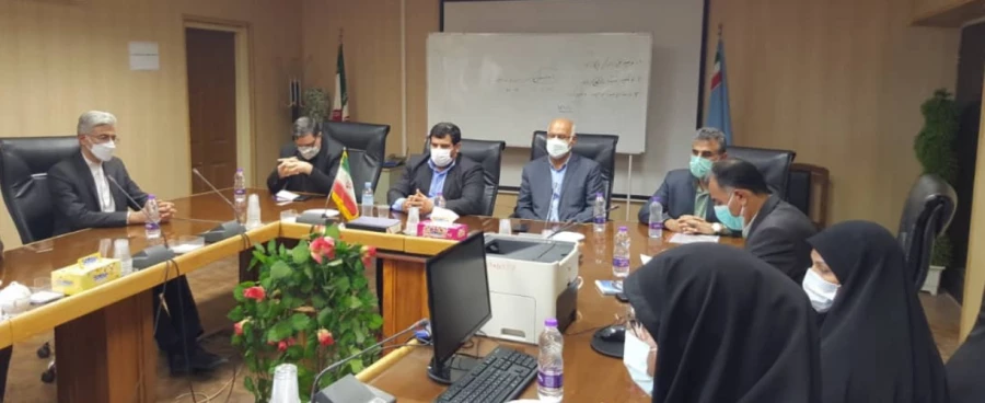 دیدار رییس دانشگاه فرهنگیان کشور به همراه نماینده آبادان با رییس پالایشگاه نفت