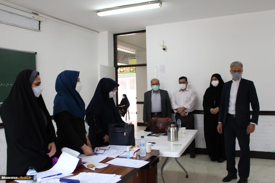 بازدید مدیر امور پردیس های استان خوزستان از روند برگزاری مصاحبه داوطلبان ورود به دانشگاه فرهنگیان (سال تحصیلی 1401-1400)