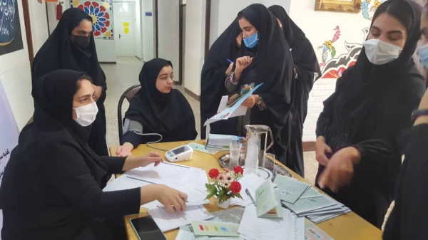 برگزاری پایگاه سلامت تغذیه سالم با همکاری گروه بهبود تغذیه ی معاونت محترم بهداشت دانشگاه علوم پزشکی دزفول 2