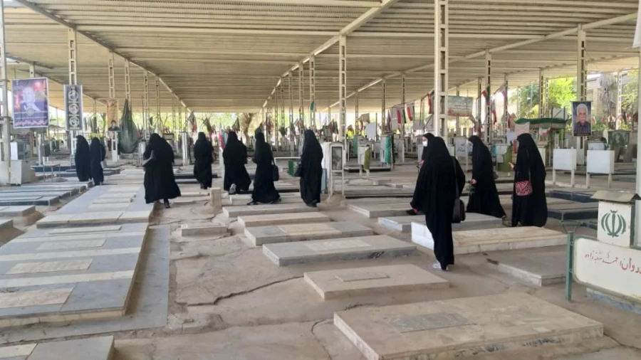 تجدید میثاق دانشجو معلمان و کارکنان مرکز آموزش عالی حضرت خدیجه کبری (ُس) با امام راحل (ره) 2