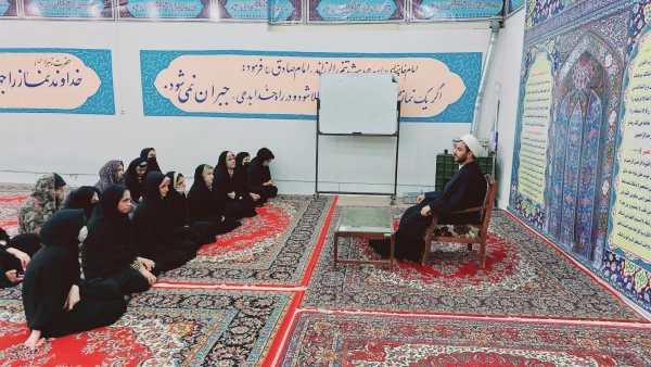 نشست دانشجویی با عنوان جهاد تبیین در گام دوم انقلاب
 2