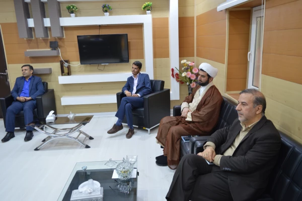 دیدارنماینده مردم شریف شهرستان ایذه، باغملک ودزپارت در مجلس شورای اسلامی با سرپرست مدیریت امور پردیس های استان خوزستان 3