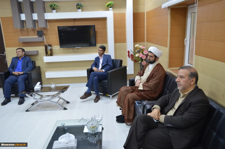 دیدارنماینده مردم شریف شهرستان ایذه، باغملک ودزپارت در مجلس شورای اسلامی با سرپرست مدیریت امور پردیس های استان خوزستان 3