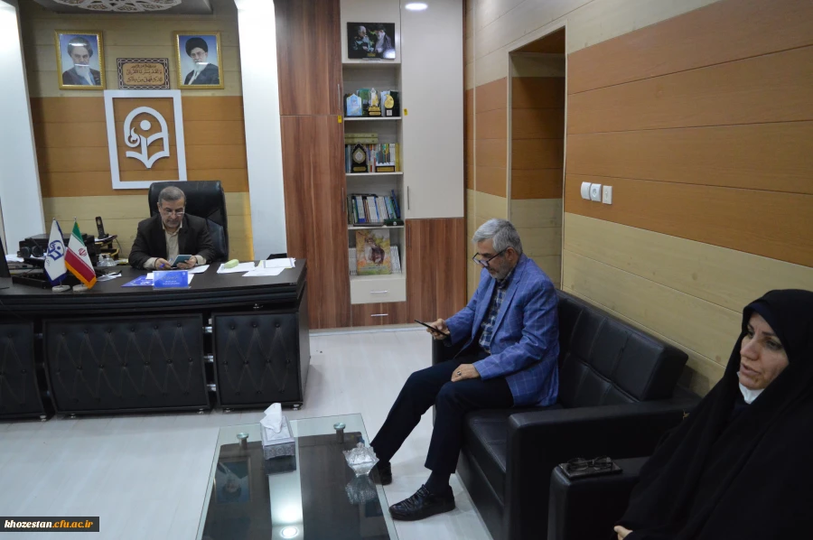 جلسه سیاستگزاری دومین همایش بین المللی روایت نگاری فرایند یاددهی -یادگیری زبان 2