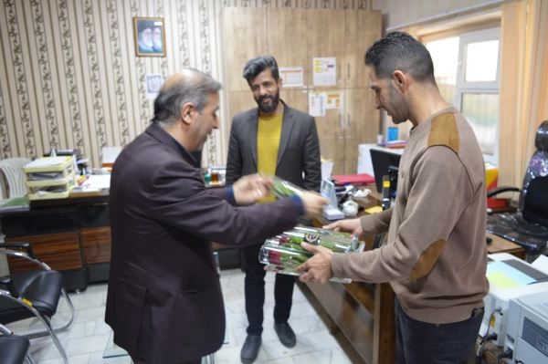 به مناسبت ولادت با سعادت امام علی (ع) و روز پدر از تمام پدران شاغل در مدیریت استانی تجلیل گردید 2