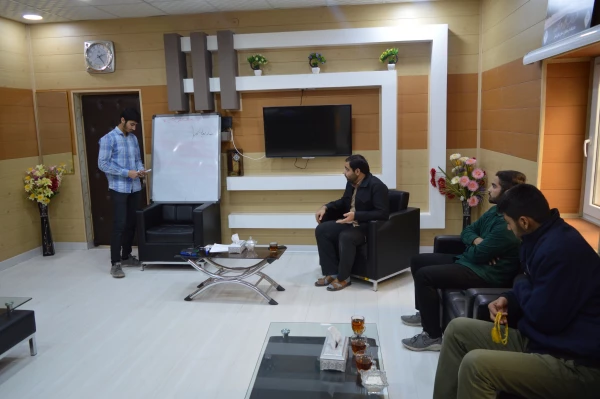 اولین جلسه ستاد راهیان نور استان خوزستان با حضور آقای دکتر مسعود صالحی سرپرست مدیریت امور پردیس ها ی استان خوزستان برگزار گردید 3