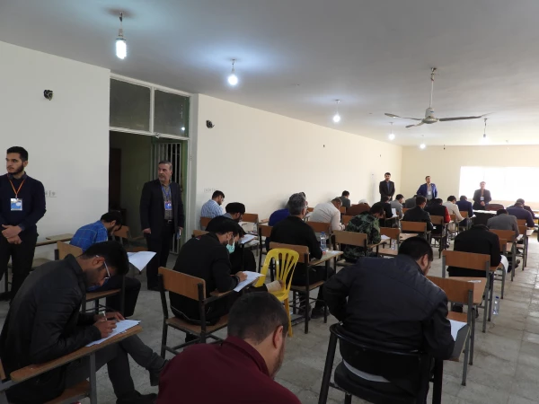 برگزاری آزمون جامع اصلح مهارت آموزان ماده 28 از ساعتی پیش در کلیه پردیس ها و مراکز استان خوزستان آغاز گردید 3