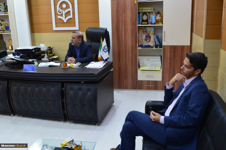 آقای دکتر صالحی سرپرست مدیریت امور پردیس های استان خوزستان میزبان آقای کعب عمیر ریاست دیوان محاسبات استان 3