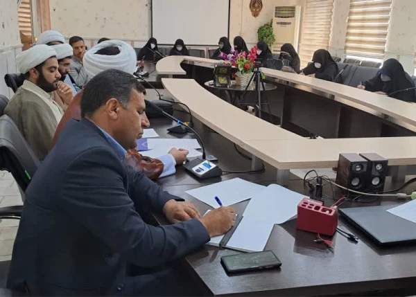 برگزاری نشست توجیهی مربیان فرهنگی  4