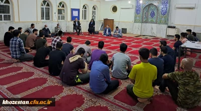 نشست دانشجویی سرپرست مدیریت امور پردیس ها استان با  دانشجویان ساختمان دکتر حسابی 