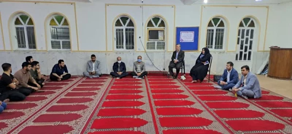 نشست دانشجویی سرپرست مدیریت امور پردیس ها استان با  دانشجویان ساختمان دکتر حسابی  3