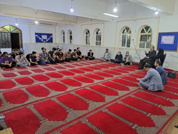 نشست دانشجویی سرپرست مدیریت امور پردیس ها استان با  دانشجویان ساختمان دکتر حسابی  5