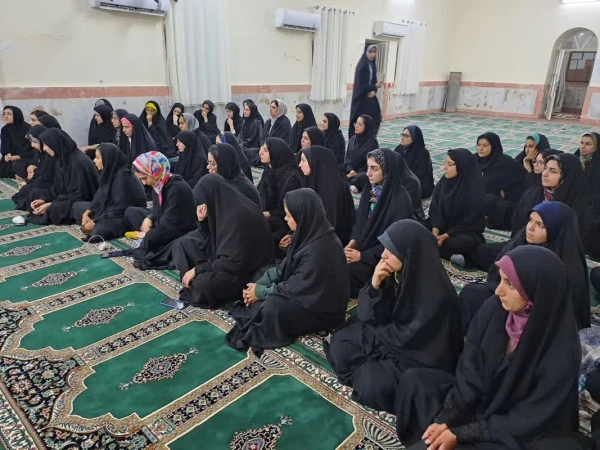 دیدار دانشجویی سرپرست مدیریت پردیس های استان با دانشجویان پردیس فاطمه الزهرا ساختمان حجاب 4