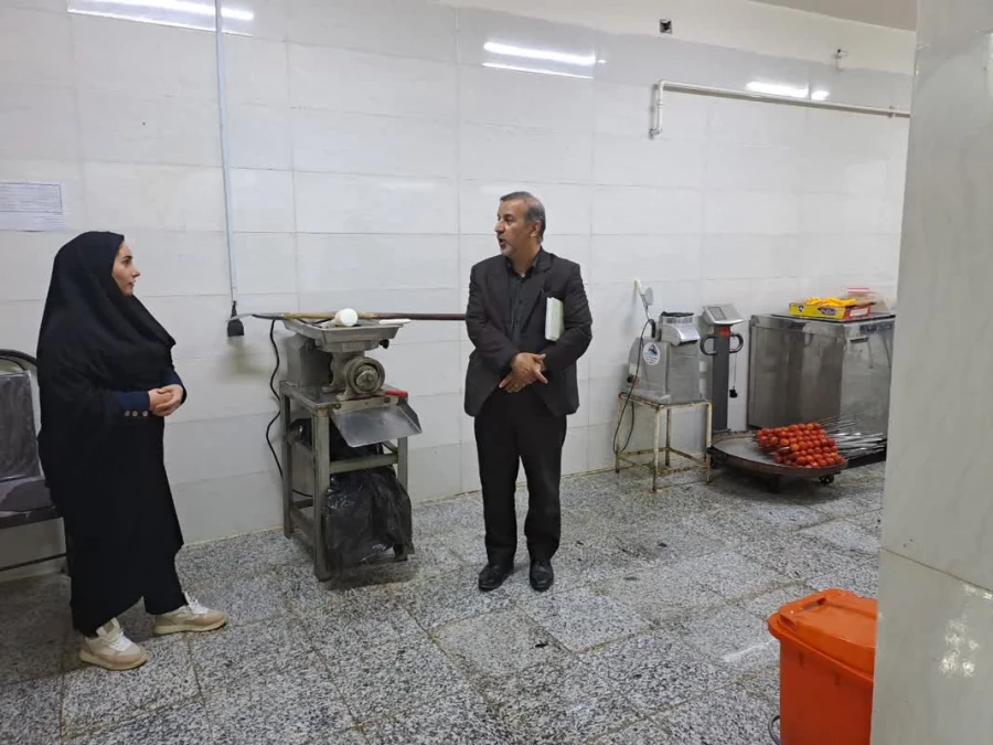 دیدار دانشجویی سرپرست مدیریت پردیس های استان با دانشجویان پردیس فاطمه الزهرا ساختمان حجاب 8