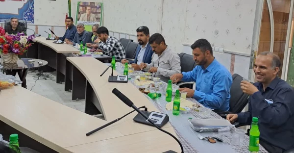 نشست صمیمانه مدیریت دانشگاه فرهنگیان استان با کارکنان اداری پردیس های رسول اکرم وفاطمه الزهرا 5