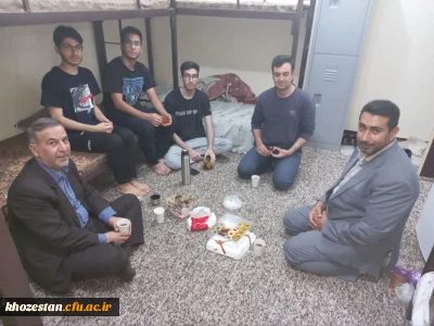 دیدار دکتر صالحی با  دانشجویان خوابگاه های پردیس رسول اکرم و دکتر حسابی به مناسبت عید فطر