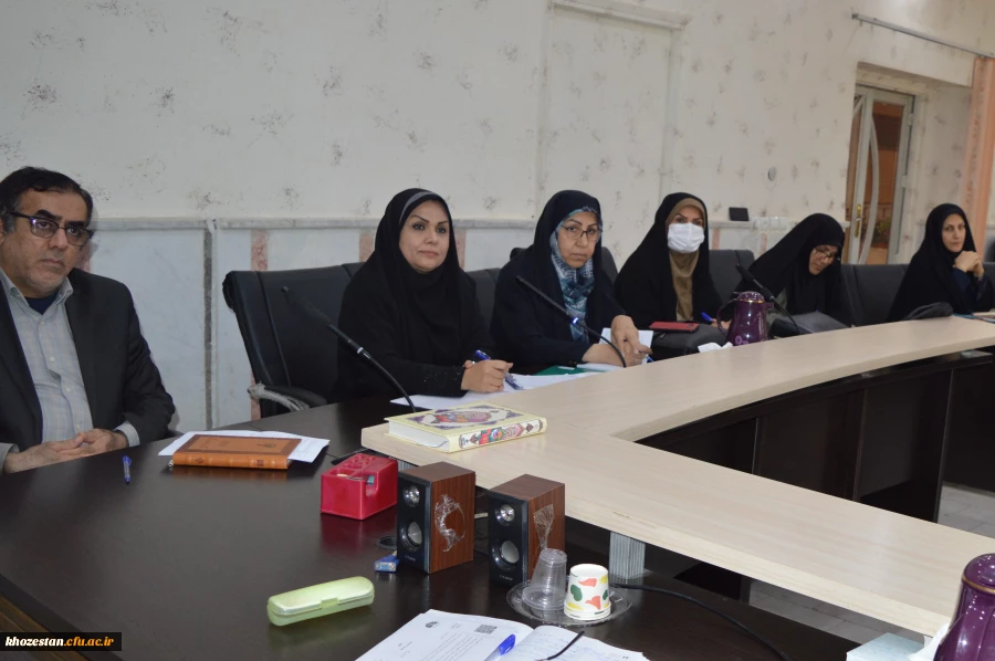 برگزاری جلسه شورای مدیریت،نظارت و ارزیابی و توسعه منابع انسانی دانشگاه فرهنگیان استان  5