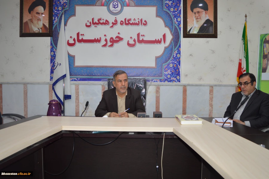 برگزاری جلسه نقد وبررسی شاخص های رهنامه 40 ماده ای دانشگاه فرهنگیان 2