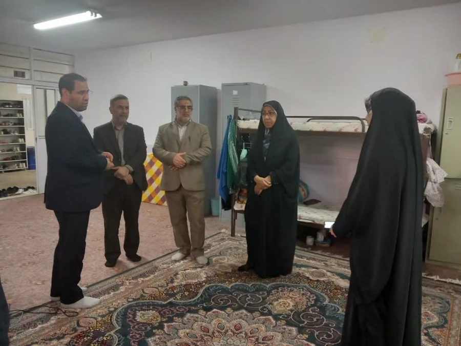 
بازدید دکتر صحرایی از ساختمان های  دکتر حسابی و حجاب و دیدار با دانشجو معلمان دانشگاه فرهنگیان 2