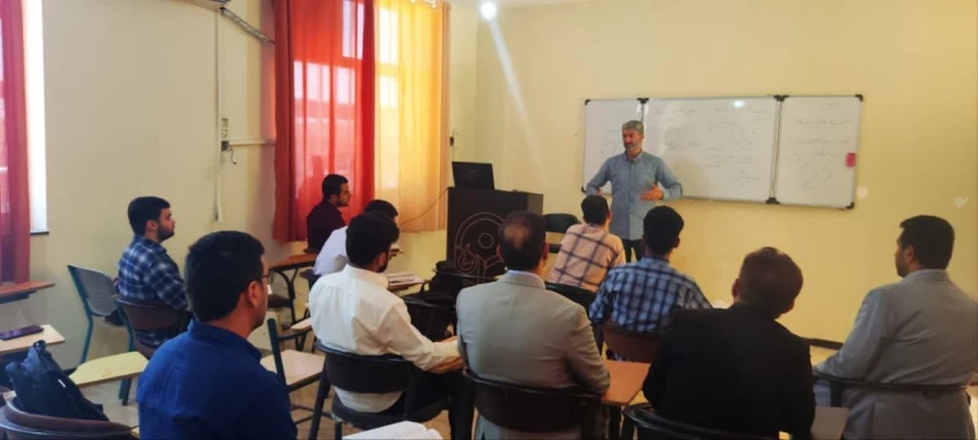 برگزاری دوره ی آموزشی قرآن کریم ویژه ی دانشجومعلمان برادر سراسر استان در پردیس حضرت رسول (ص) 2