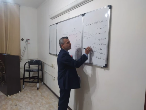 گارکاه پیرامون موضوع نقش واهمیت دانشجو معلم بعد از فارغ التحصیلی 2