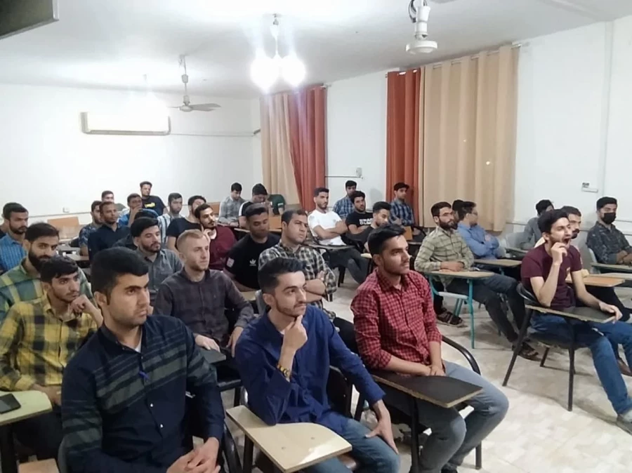 گارکاه پیرامون موضوع نقش واهمیت دانشجو معلم بعد از فارغ التحصیلی 3