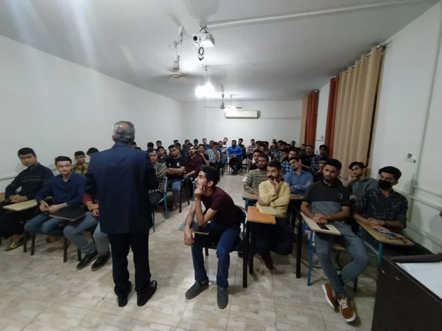 گارکاه پیرامون موضوع نقش واهمیت دانشجو معلم بعد از فارغ التحصیلی 4