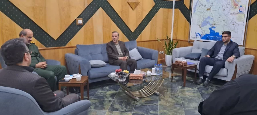 حضور مدیر دانشگاه فرهنگیان استان خوزستان در صدا و سیمای مرکز استان خوزستان به مناسبت روز خبرنگار 6