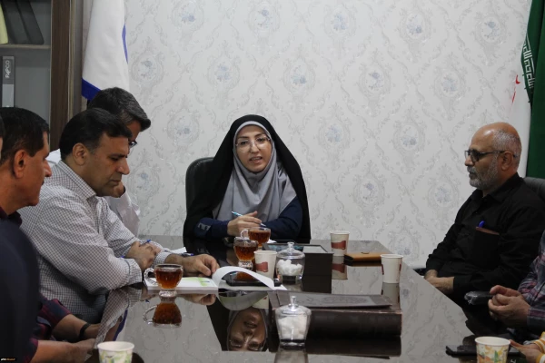 برگزاری جلسه با عوامل آشپزخانه در پردیس حضرت فاطمه الزهرا(س) اهواز