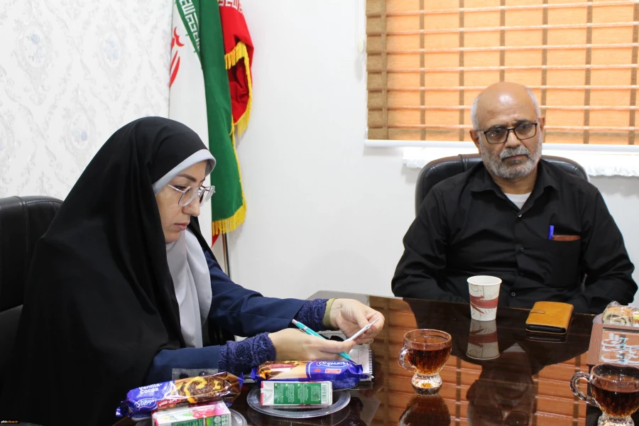 برگزاری جلسه با عوامل آشپزخانه در پردیس حضرت فاطمه الزهرا(س) اهواز